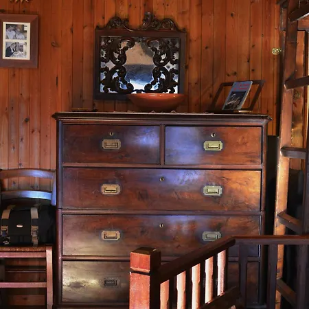 βίγλα 1970 Chalet Oinokhorion