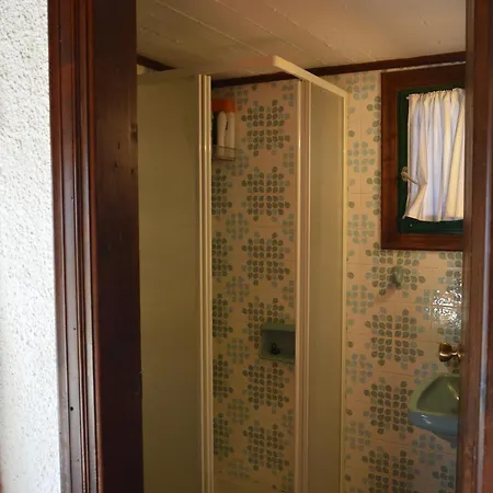 βίγλα 1970 Chalet Oinokhorion